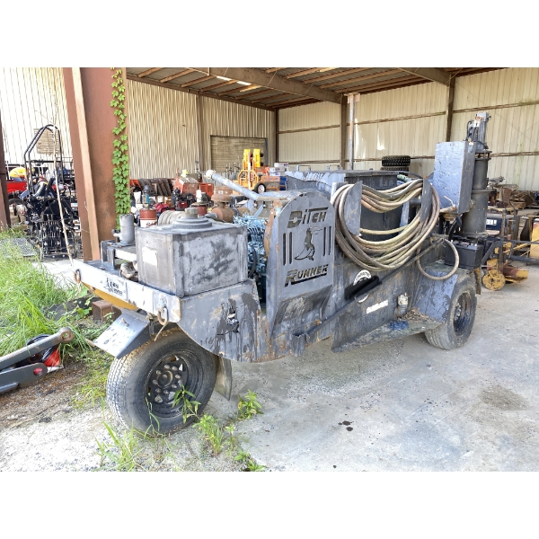 2013 DITCH RUNNER DR350 SEALCOATING/SQUEEGEE MACHINE