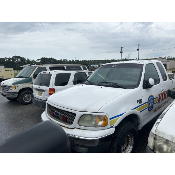 2001 FORD F150 Pickup Truck