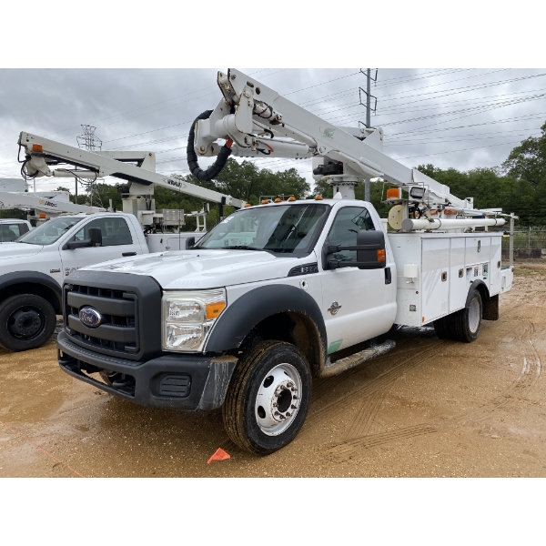 2014 FORD F550 XL Bucket Truck