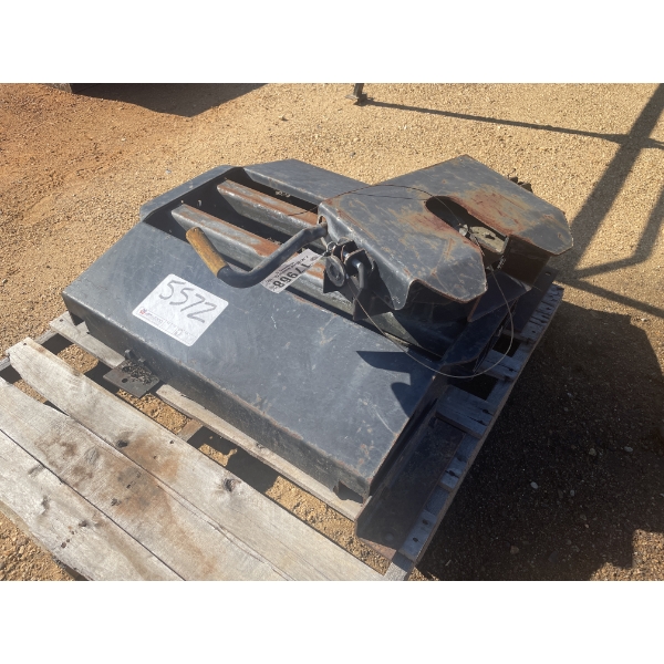 SLIDING FIFTH WHEEL HITCH