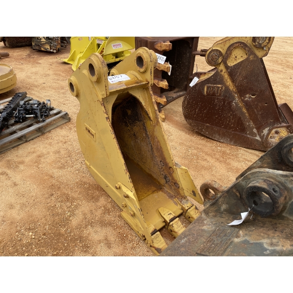 D-CAT320 BUCKET