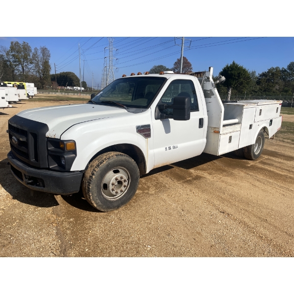 2009 FORD F350 XL Service / Mechanic Truck
