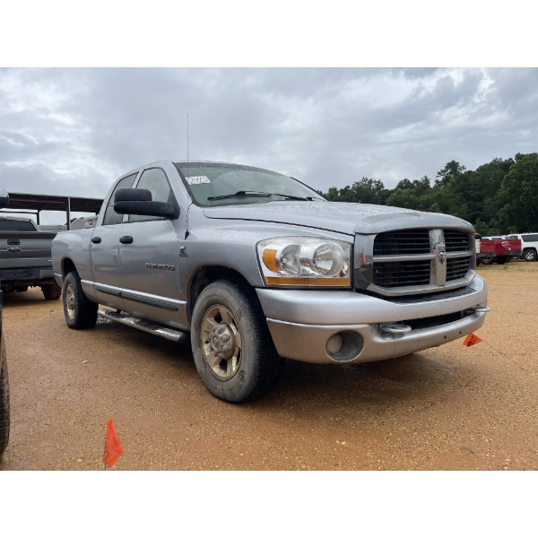 2006 DODGE RAM 2500 Pickup Truck