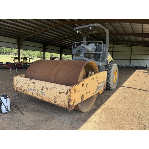 2011 VOLVO SD100D Roller
