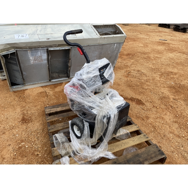 SOLAR 4001 BATTERY CHARGER, for 12 volt & 24 volt system