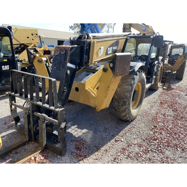 2020 CAT TL943D Forklift - Telehandler