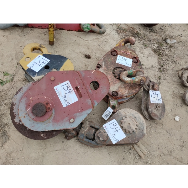 PULLEYS & HOOK BLOCKS