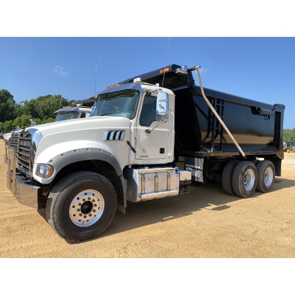 2021 MACK GR64F Dump Truck
