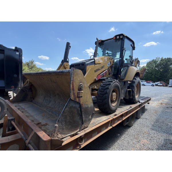 2022 CAT 420 Backhoe