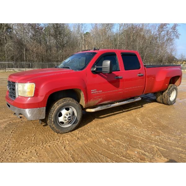 2010 CHEVROLET 3500 HD Pickup Truck