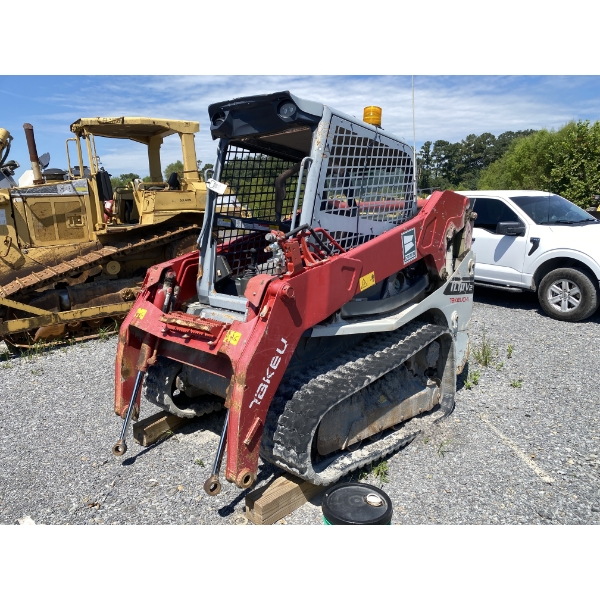 2021 TAKEUCHI TL10V2 Skid Steer Loader - Crawler