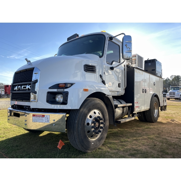 2023 MACK MD7 Service / Mechanic Truck