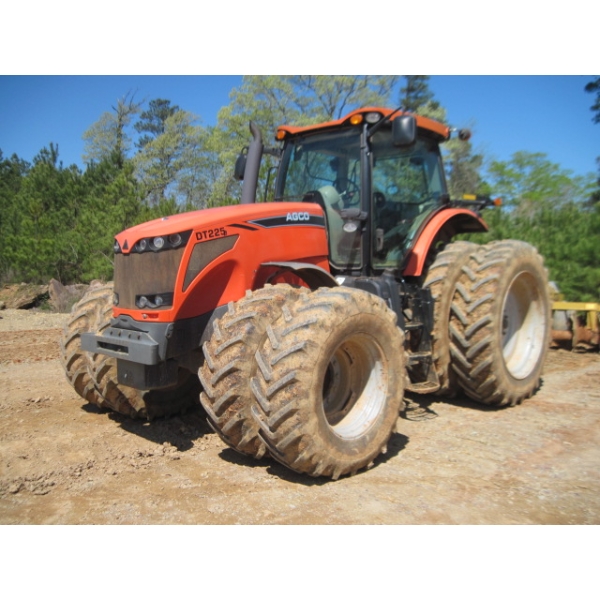 2009 AGCO DT225B Scraper Tractor