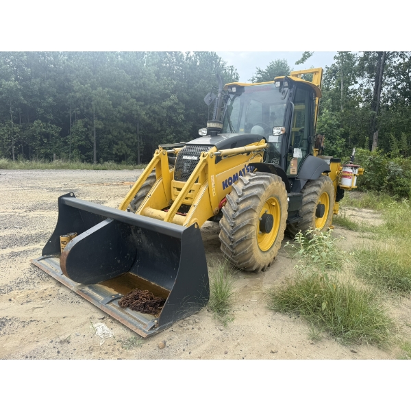 KOMATSU WB97S Skip Loader