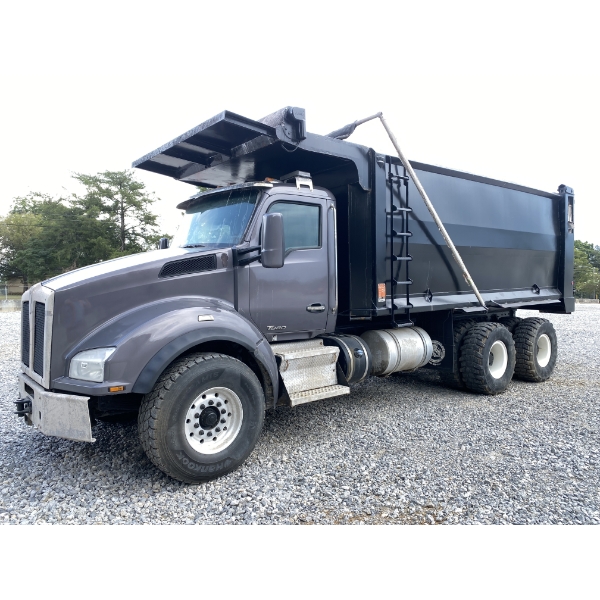 2020 KENWORTH T880 Dump Truck