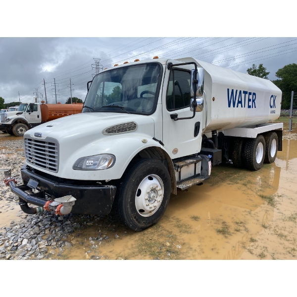 2015 FREIGHTLINER M2 Water Truck