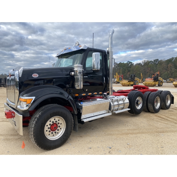 2025 INTERNATIONAL HX520 Day Cab Truck