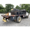 Image 3 : 2006 GMC C7500 Fuel / Lube Truck