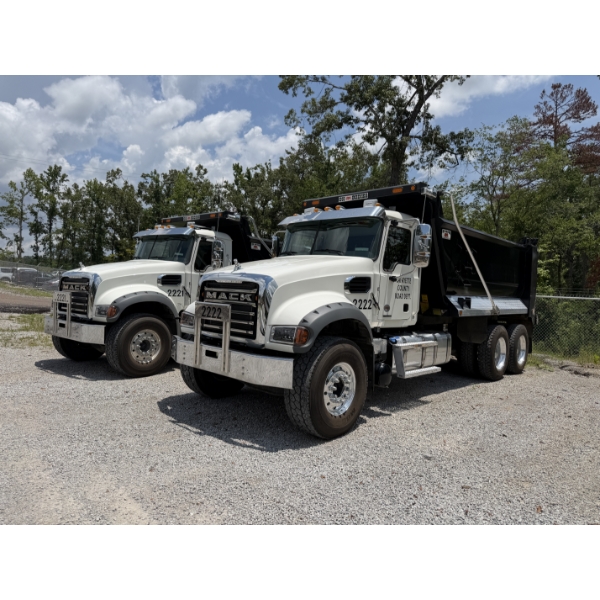 2026 MACK GR64F Dump Truck
