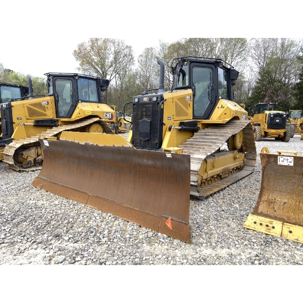 2025 CAT D5 LGP Dozer / Crawler Tractor