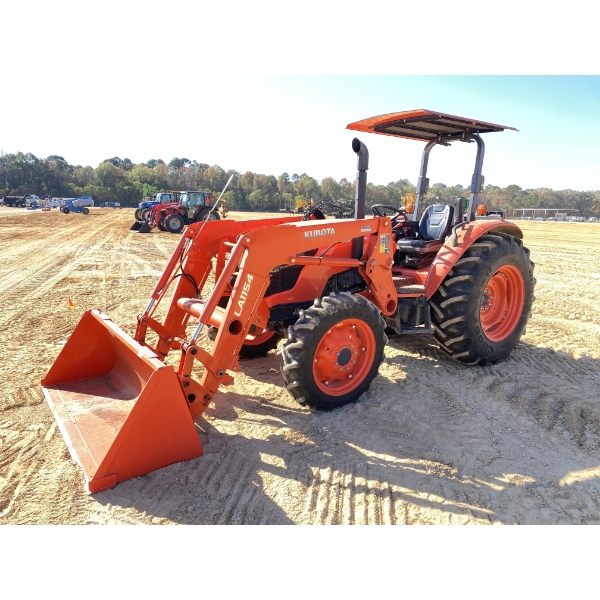 KUBOTA M7060D Farm Tractor