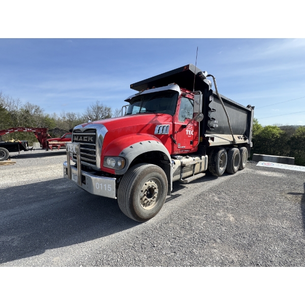 2017 MACK GU713 Dump Truck