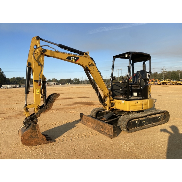 2018 CAT 304E2 CR Excavator - Mini