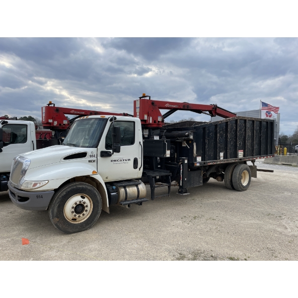 2021 INTERNATIONAL MV607 Grapple Truck
