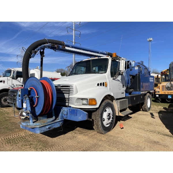 2003 STERLING ACTERRA Vacuum Truck