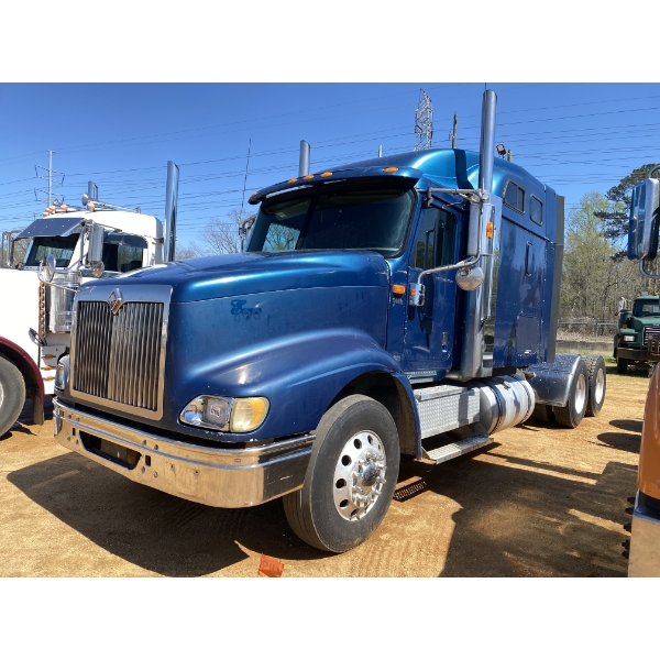 2007 INTERNATIONAL 9400i Sleeper Truck
