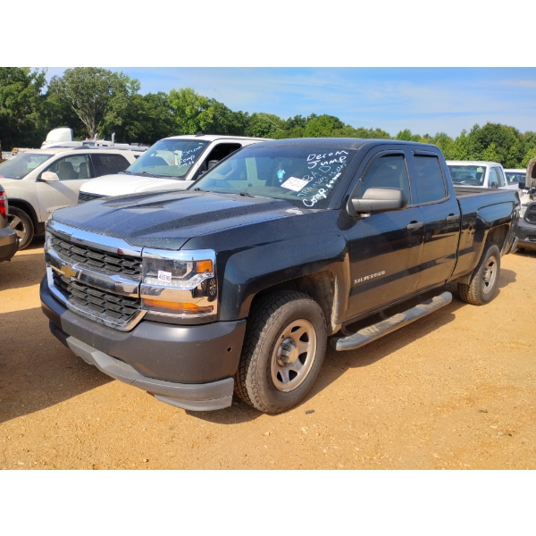 2017 CHEVROLET SILVERADO Pickup Truck