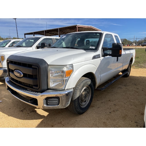 2014 FORD F250 XL Pickup Truck