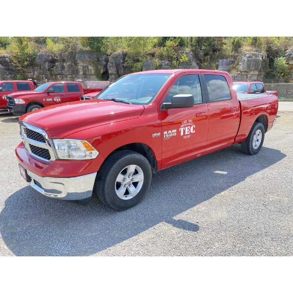 2019 RAM 1500 CLASSIC SLT Pickup Truck