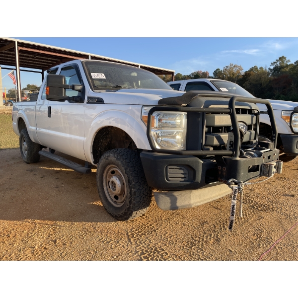 2013 FORD F250 XL Pickup Truck