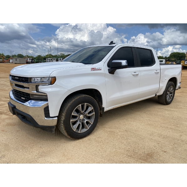 2022 CHEVROLET SILVERADO Z71 Pickup Truck