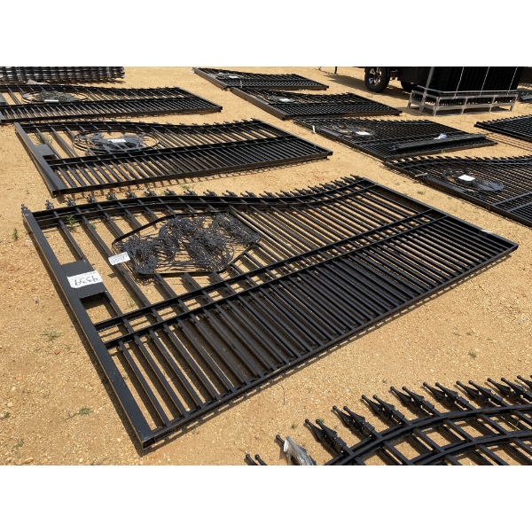 HEAVY DUTY BI-PARTING GATE 20FT