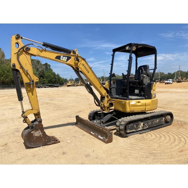 2017 CAT 303.5 E2 Excavator - Mini