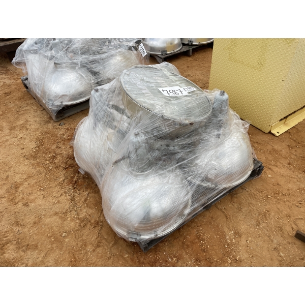 WAREHOUSE LIGHT FIXTURES