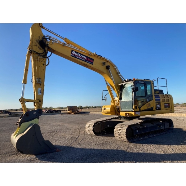 2022 KOMATSU PC210LC-11E0 Excavator