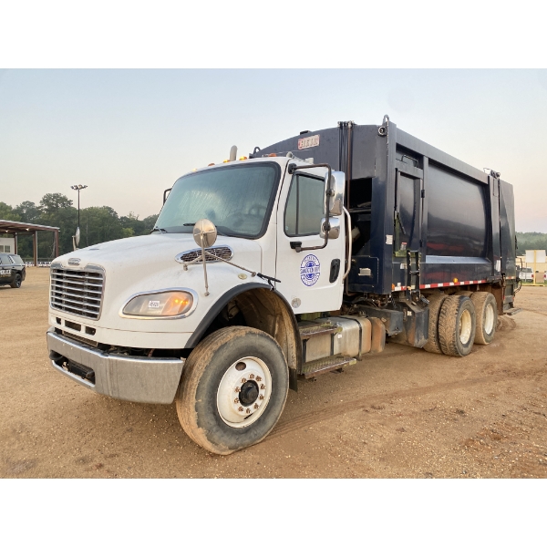 2016 FREIGHTLINER M2 Garbage / Sanitation Truck