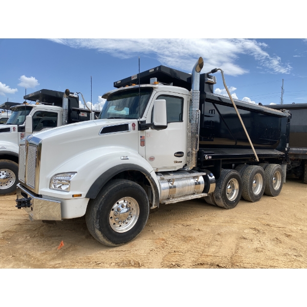 2025 KENWORTH T880 Dump Truck