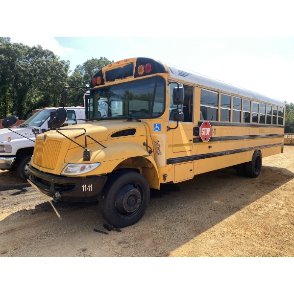 2011 IC BUS SCHOOL Bus