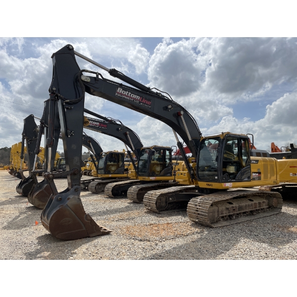 2022 JOHN DEERE 210G LC Excavator