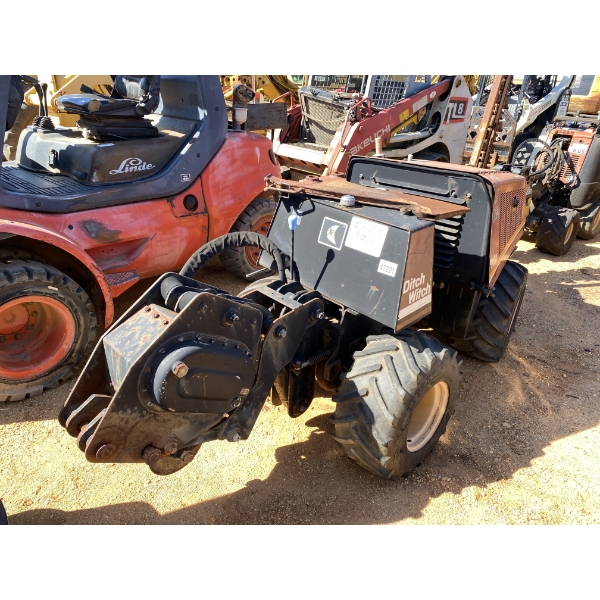 1998 DITCH WITCH 410SX Trencher
