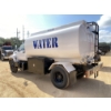 Image 2 : 2002 GMC C7500 Water Truck