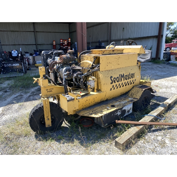 SEAL MASTER SP300 SEALCOATING/SQUEEGEE MACHINE