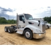 Image 4 : 2015 PETERBILT 579 Day Cab Truck