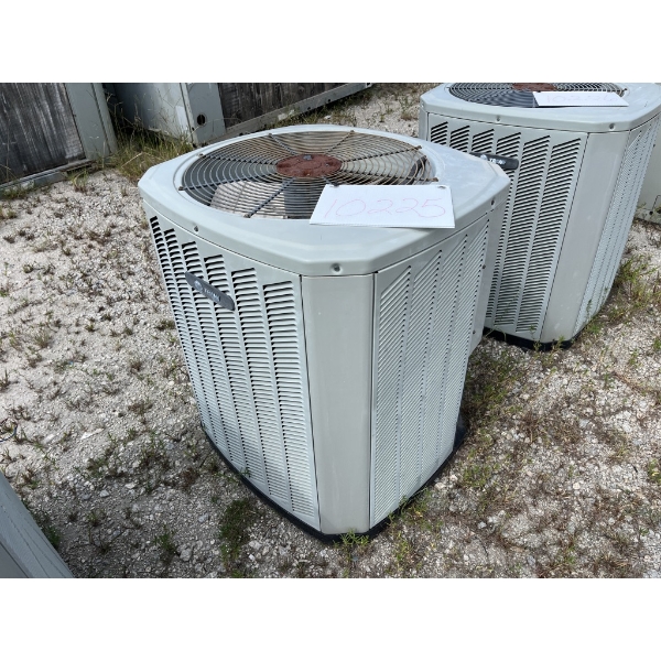 2010 TRANE XB 13 AIR CONDITIONER UNIT