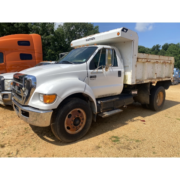 2008 FORD F750 Dump Truck