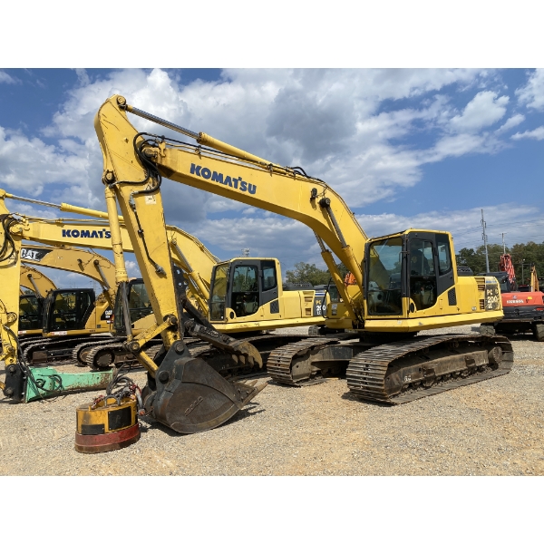 2010 KOMATSU PC200LC-8 Excavator